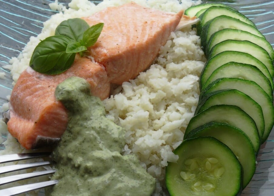 Truite saumonee et sa sauce au basilic Paleo